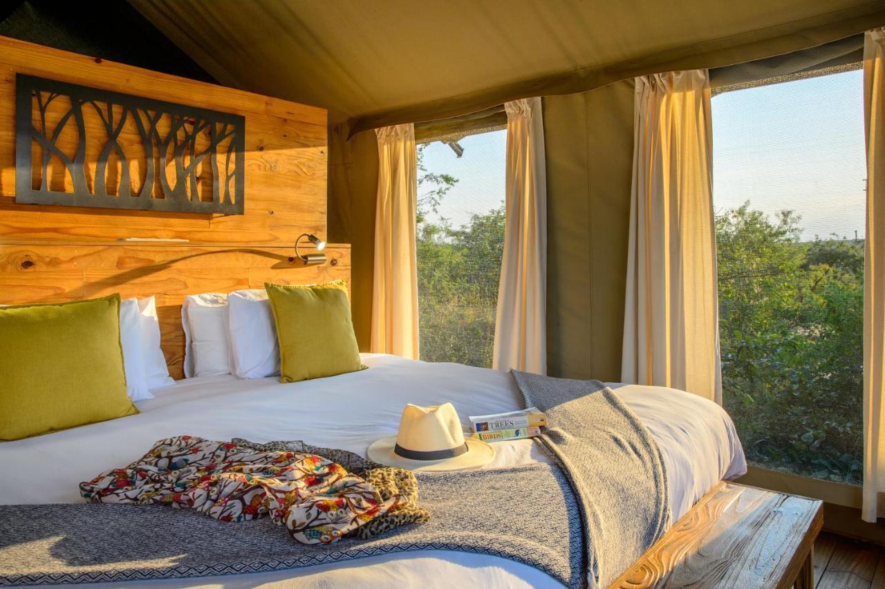 Ndhula Luxury Tented Lodge White River Esterno foto