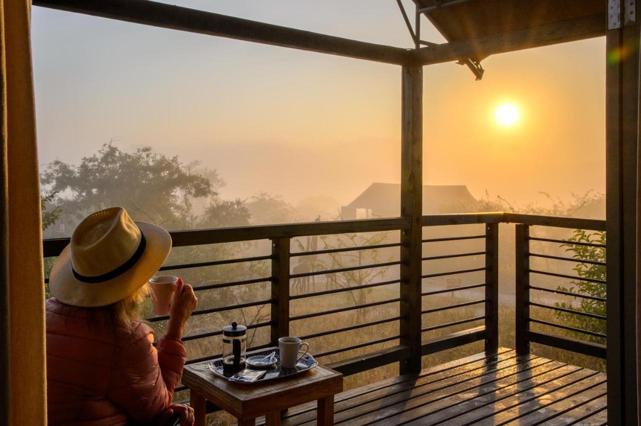 Ndhula Luxury Tented Lodge White River Esterno foto