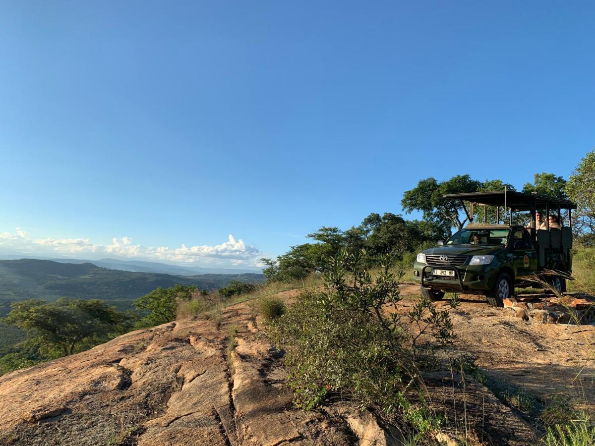 Ndhula Luxury Tented Lodge White River Esterno foto