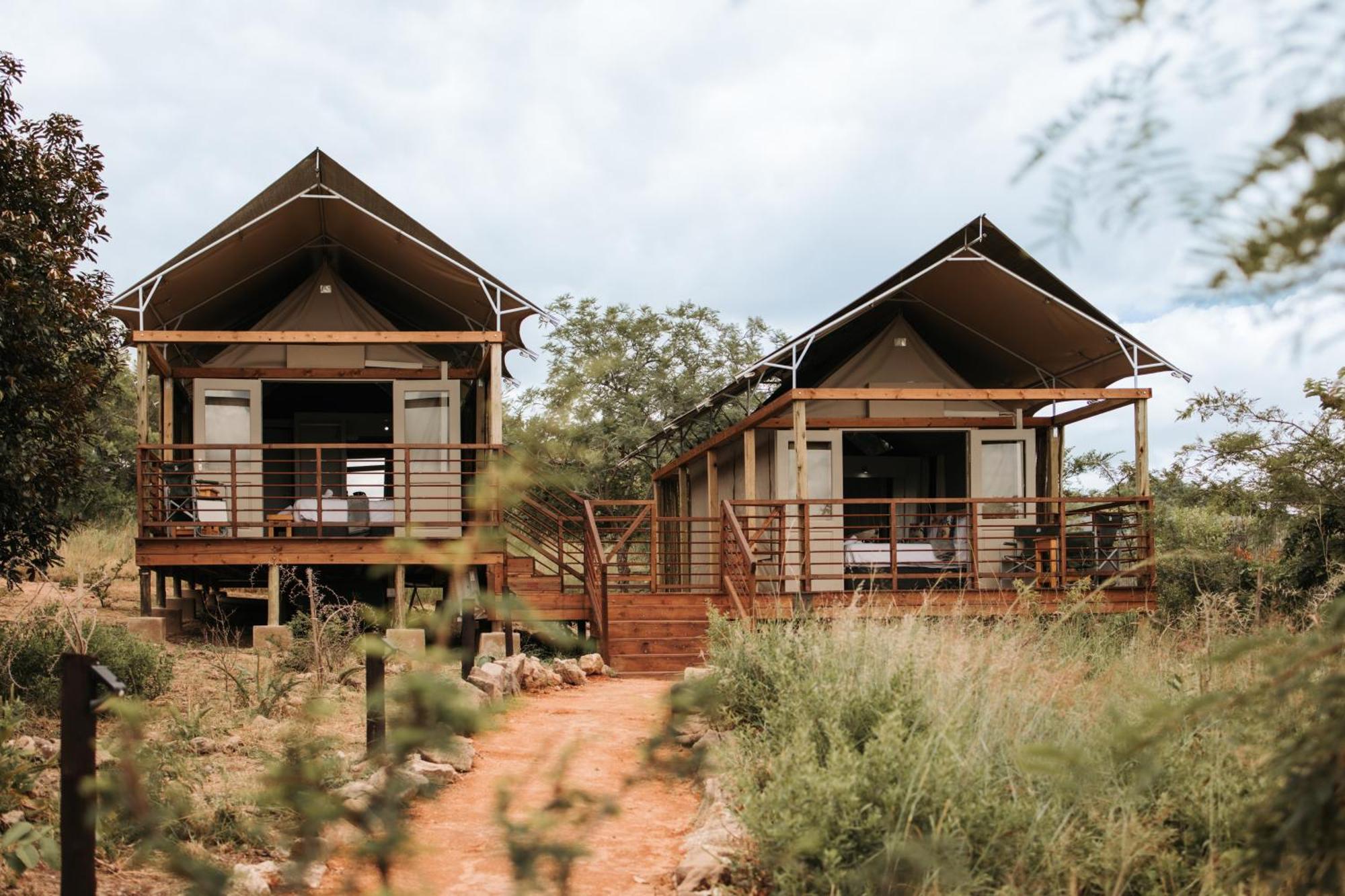 Ndhula Luxury Tented Lodge White River Esterno foto