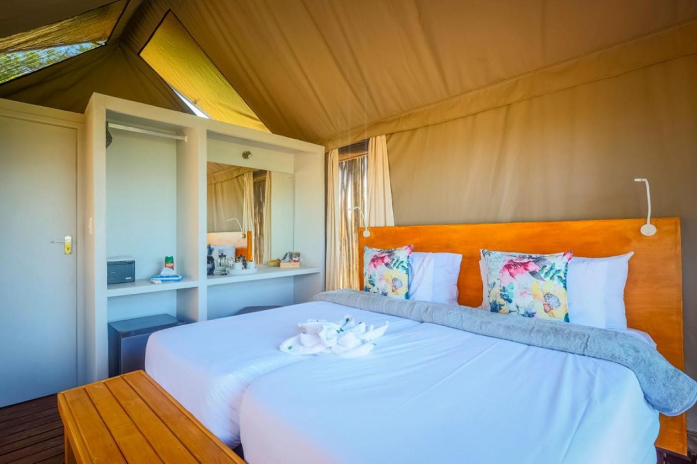 Ndhula Luxury Tented Lodge White River Esterno foto